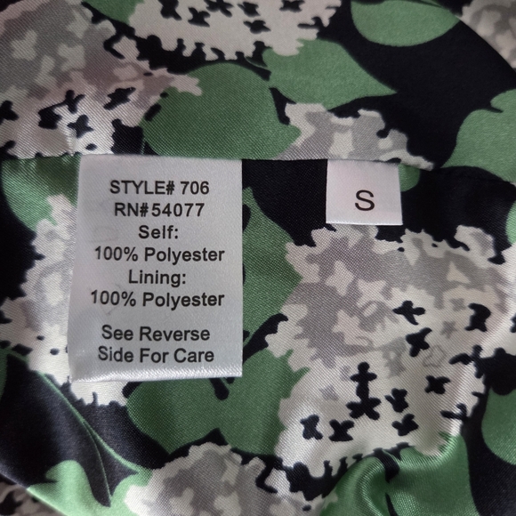 NWOT CAbi Plush Teddy Faux Fur Jacket in Cream/Ivory Color Size S - Picture 8 of 8